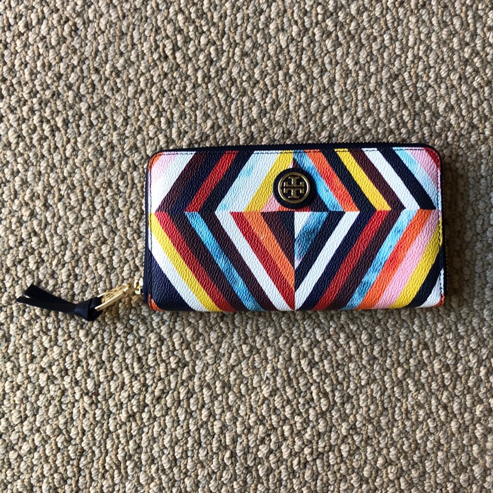Tory Burch wallet